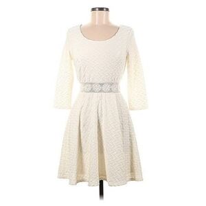 American Rag Textured Fit & Flare 3/4 sleeve dress Cream Size S